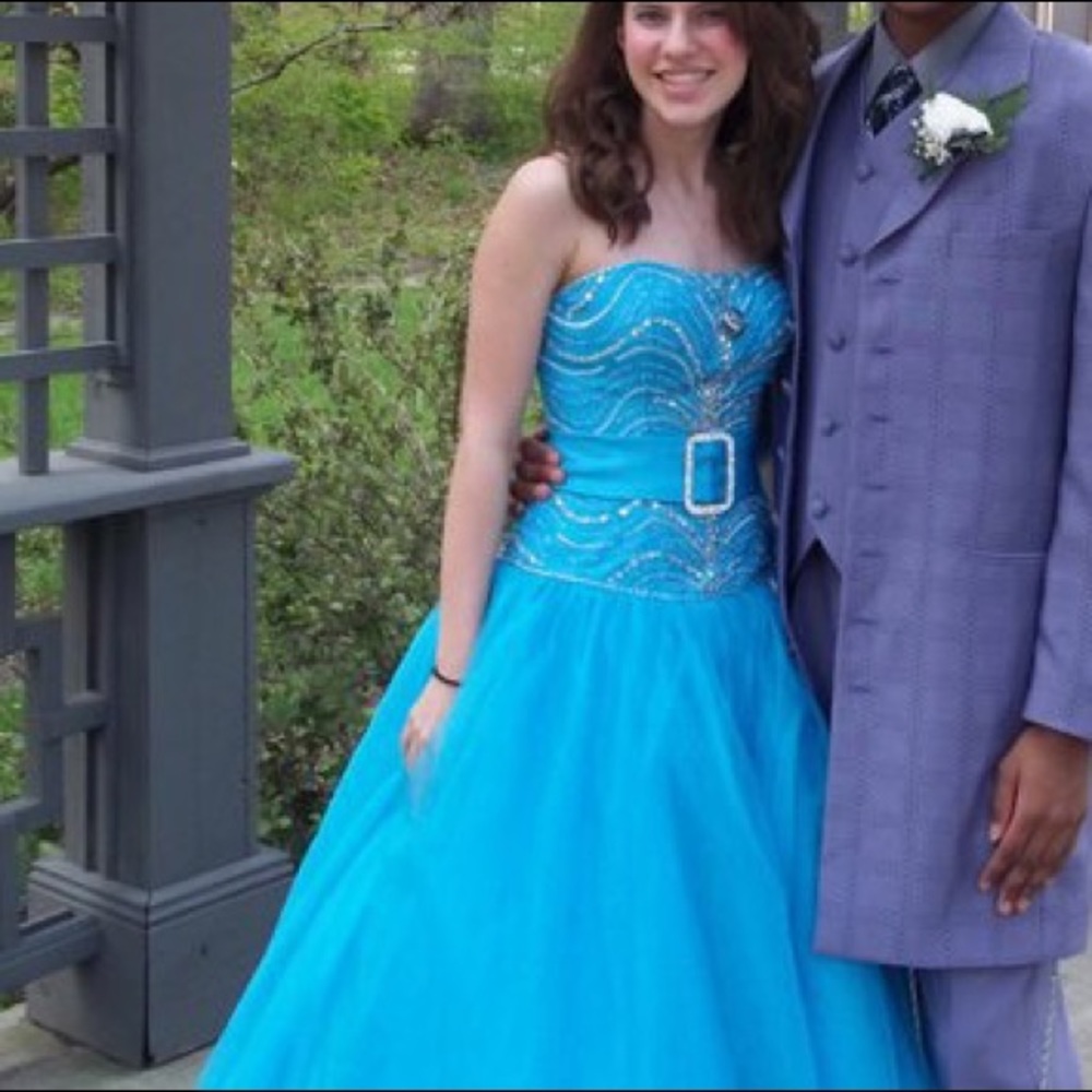 Prom  dress